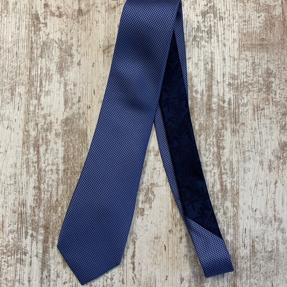 MICHAEL Michael Kors Other - Michael Kors blue 100% silk tie